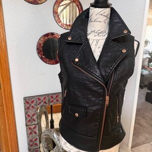 Andrew Marc New York Women's Motorcycle Leather Vest Jacket Size S